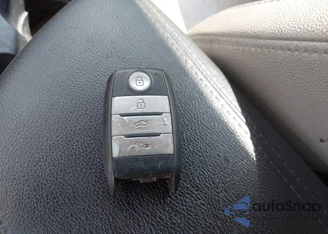 2015 Kia Optima Ex z USA, uszkodzony, nr VIN 5XXGN4A70FG417225